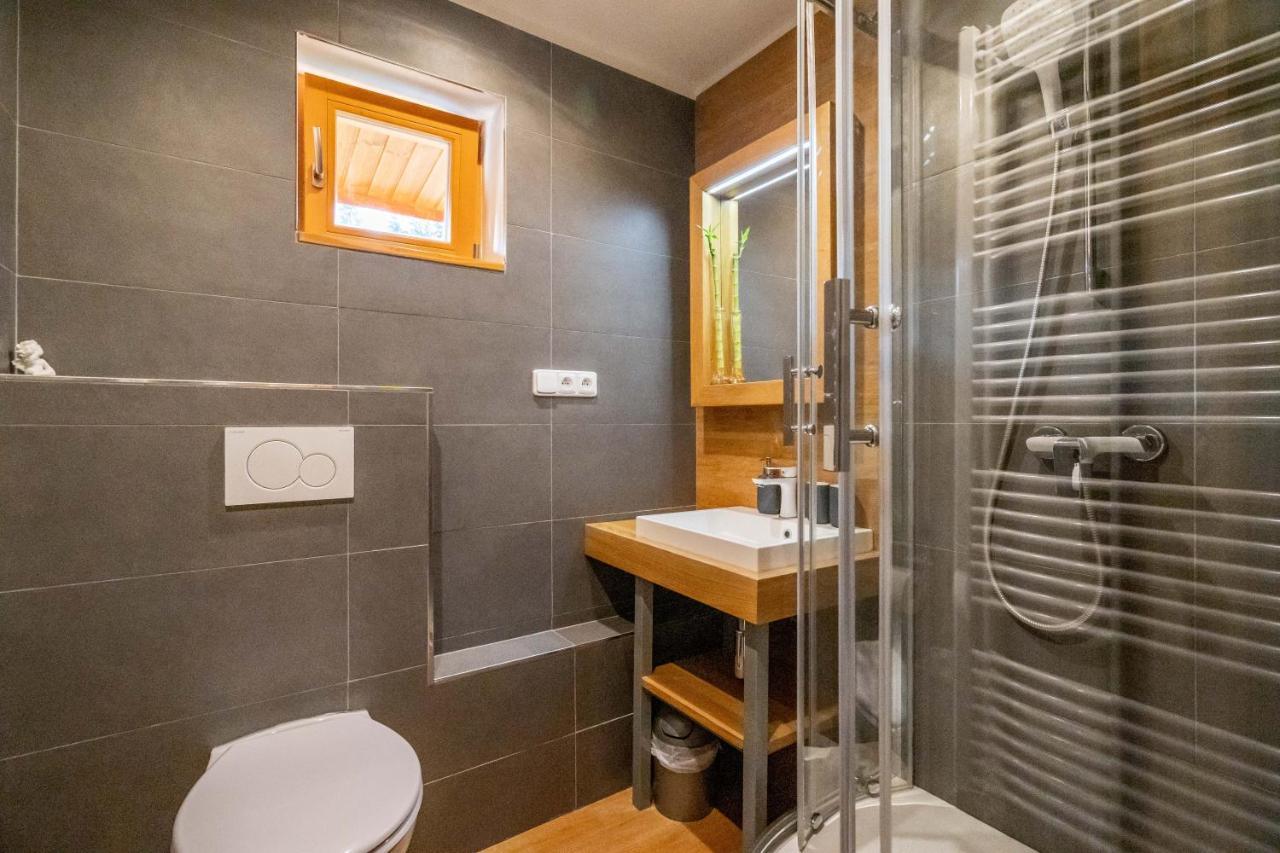 Pod Milonovou Apartman Velké Karlovice Kültér fotó