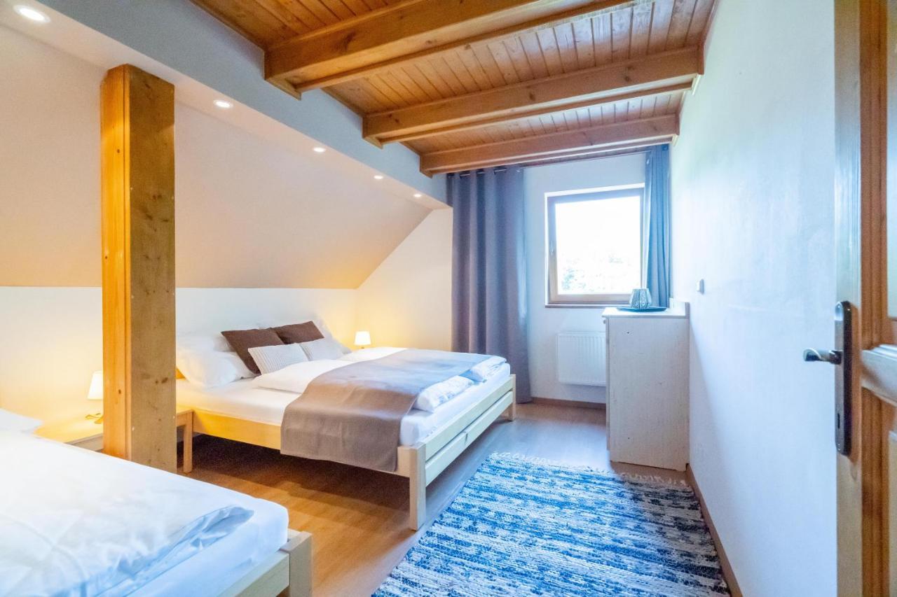 Pod Milonovou Apartman Velké Karlovice Kültér fotó