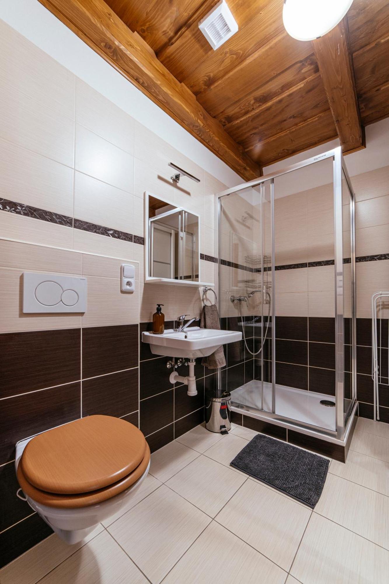 Pod Milonovou Apartman Velké Karlovice Kültér fotó